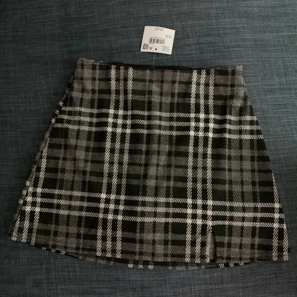 AE It Knit Plaid Skort XXS - Picture 3 of 4